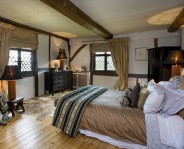 The Elizabethan Country House in the Cotswolds