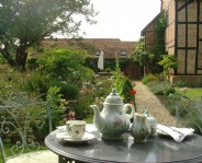 The Elizabethan Country House, Buckinghamshire